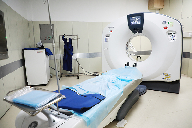 美国：GE 62螺旋CT.jpg